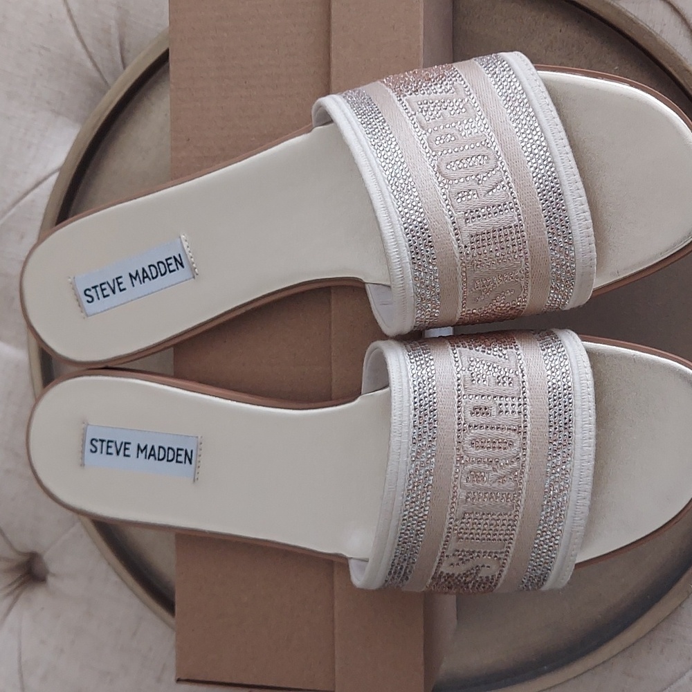 Steve Madden St. Tropez Knox "Rhinestone" Embelished Slide Sandal NWT